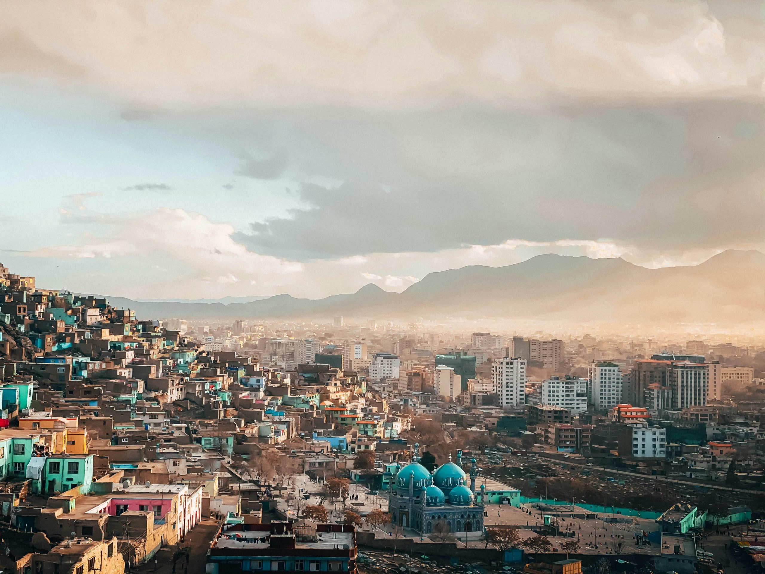 pexels-sulimansallehi-3883319